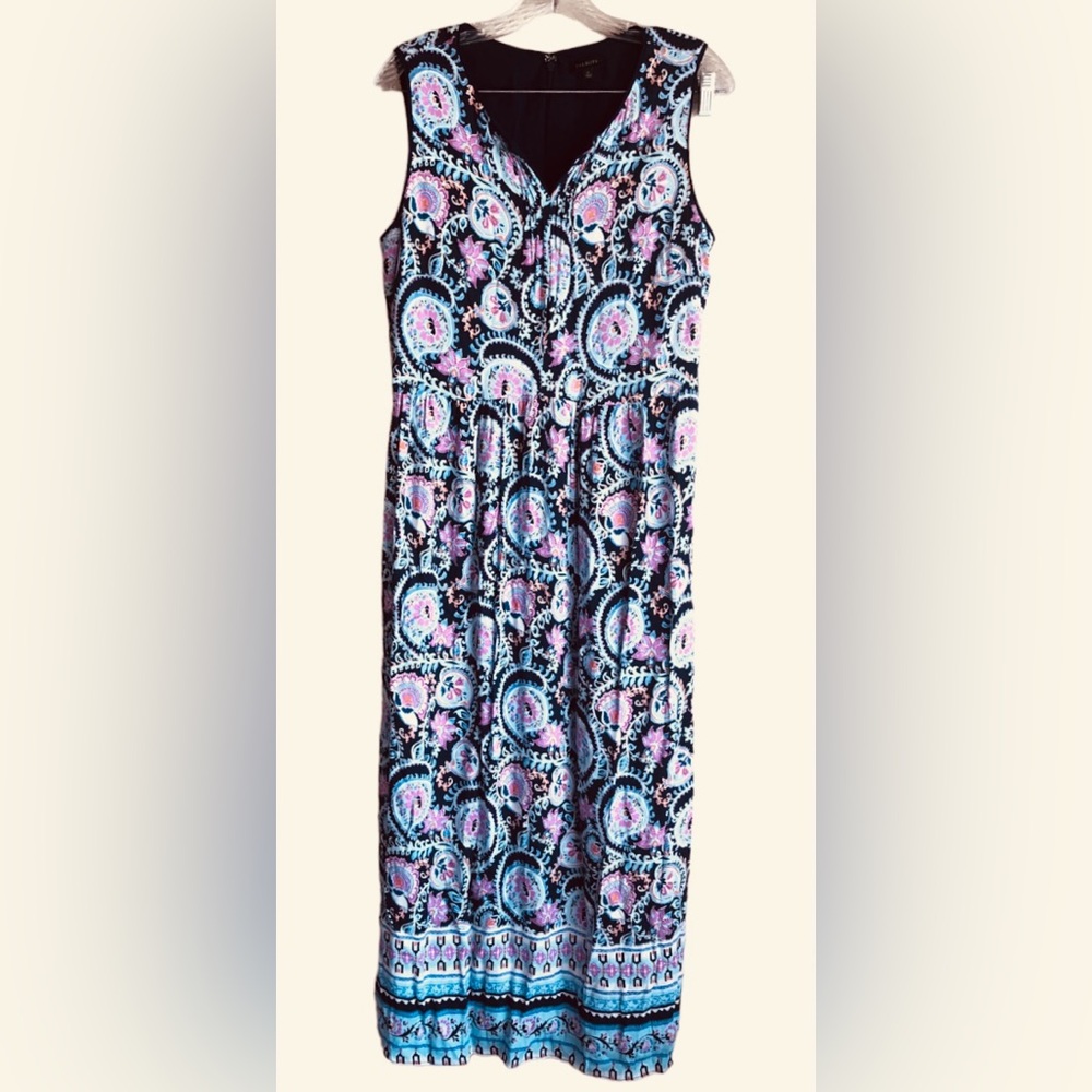 Talbots maxi dress 10P paisley print sleeveless, lined blue, refreshing colors!